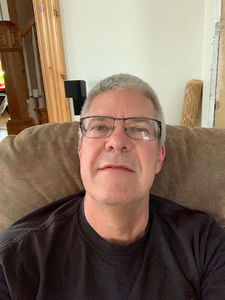 Meet your Posher, Carl